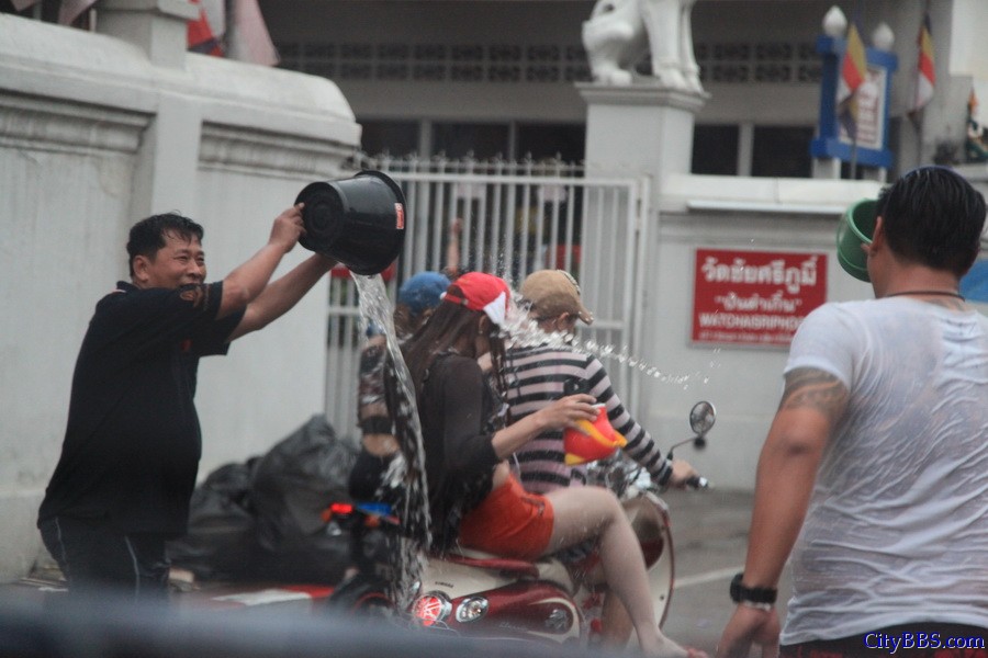 2014_ChiangMai_Songkran_泰国清迈宋干节