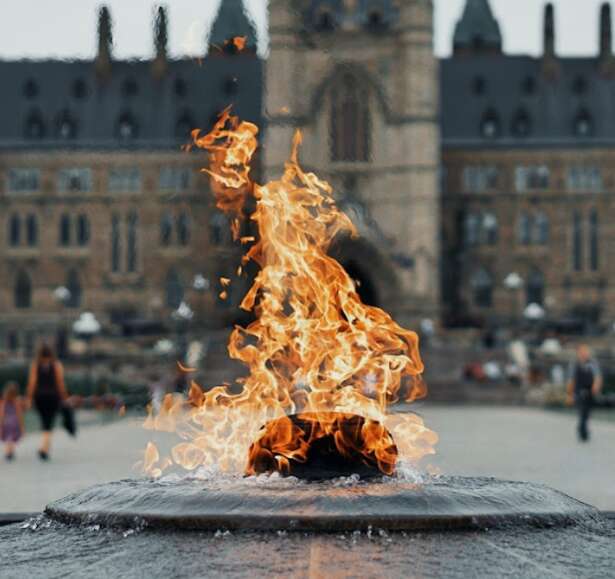特鲁多政府遭狠批!短短9年彻底搞垮加拿大移民系统
